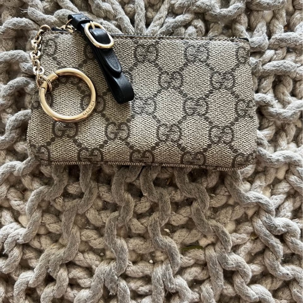 GUCCI Keychain Wallet